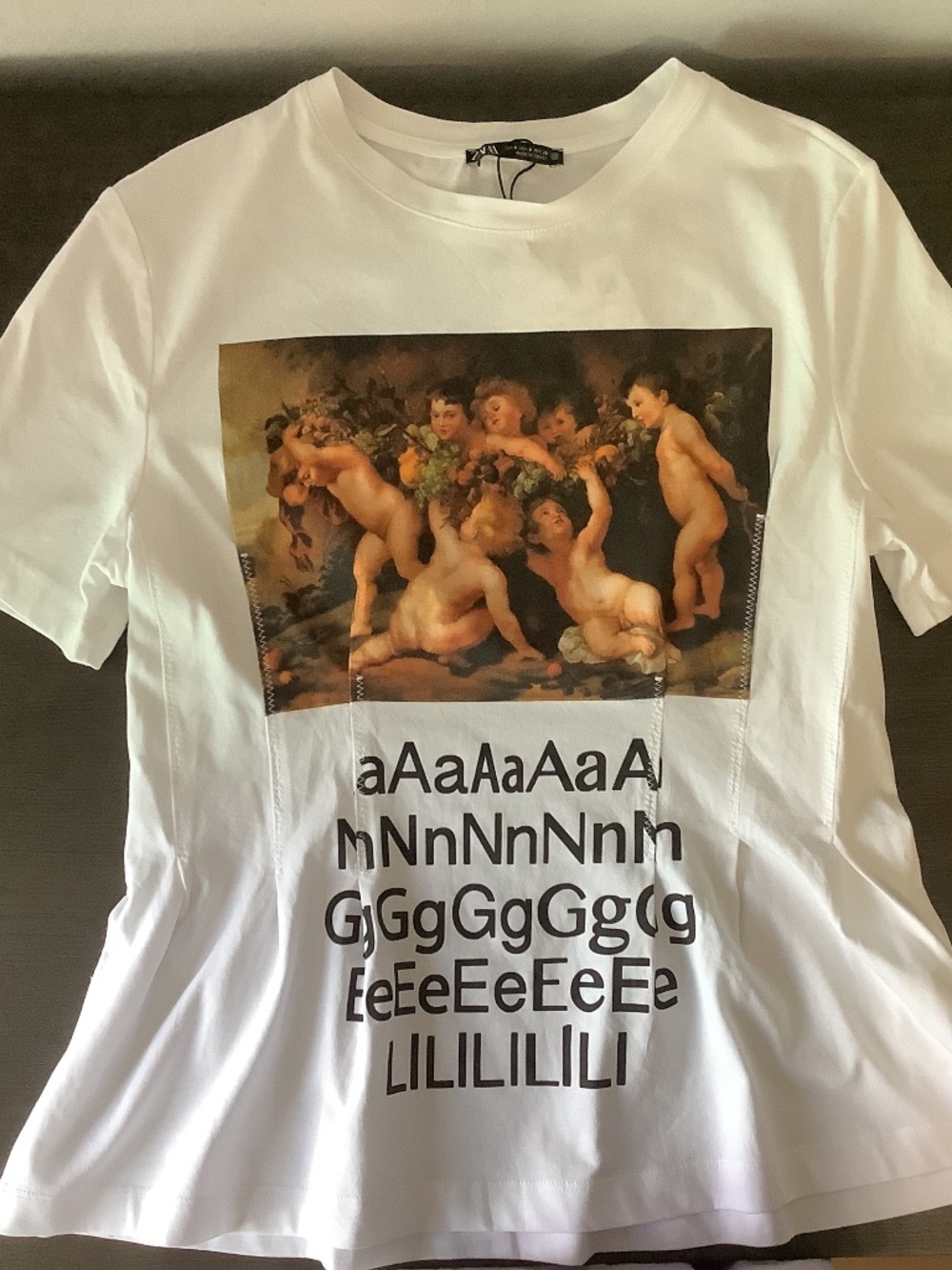 NWT ZARA Women White Graphic T-Shirt – Angel Print – Size Small 1165 / 031 / 250